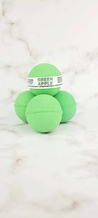 Rainbow Pride Maxi Bath Bomb Set